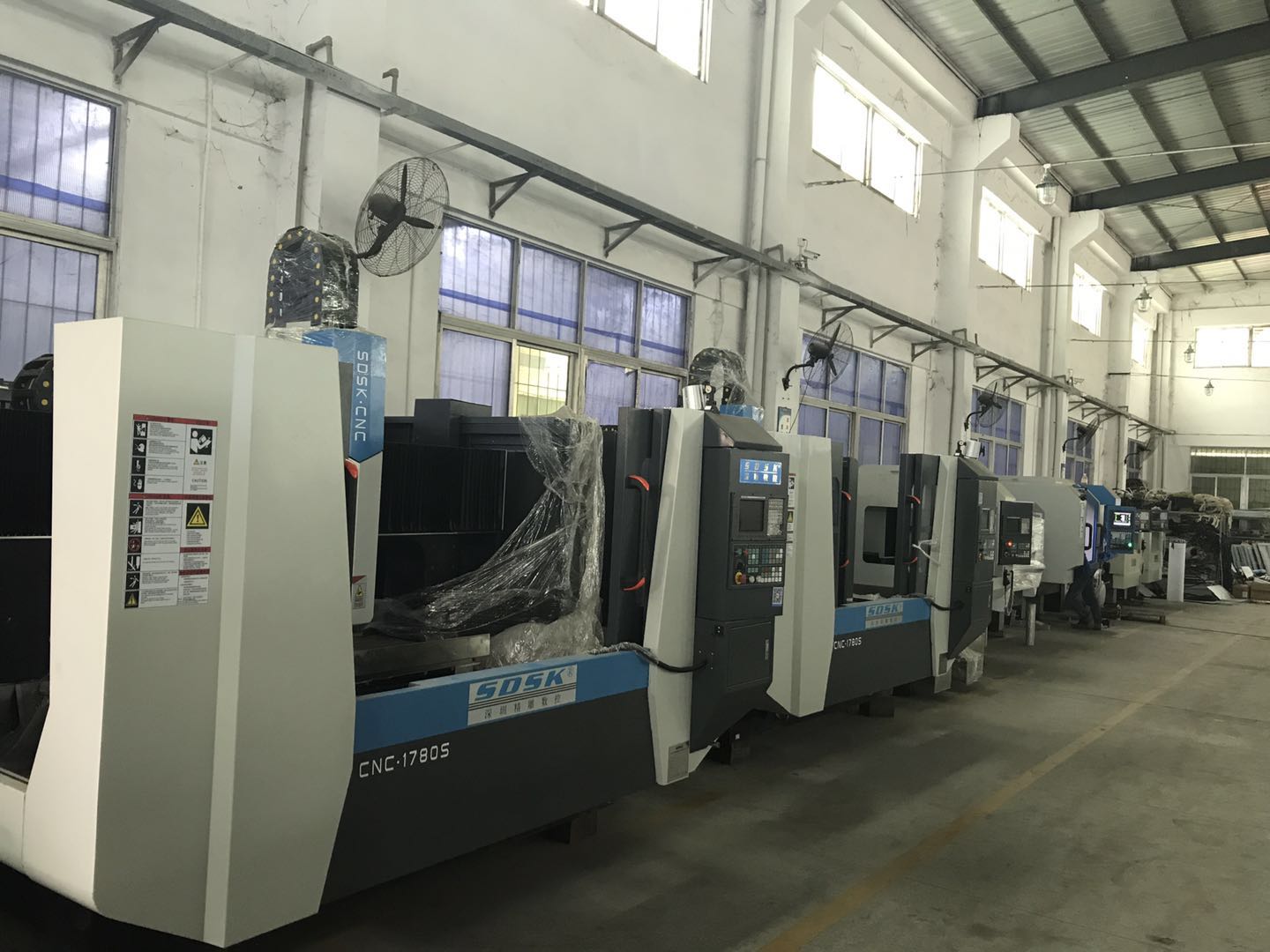 CNC加工中心、雕銑機(jī)和精雕機(jī)三者的區(qū)別有那些